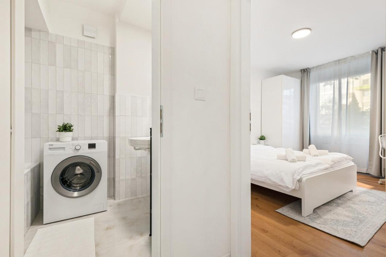 Bratislava Touch 2 Bedroom Apt Εξωτερικό φωτογραφία