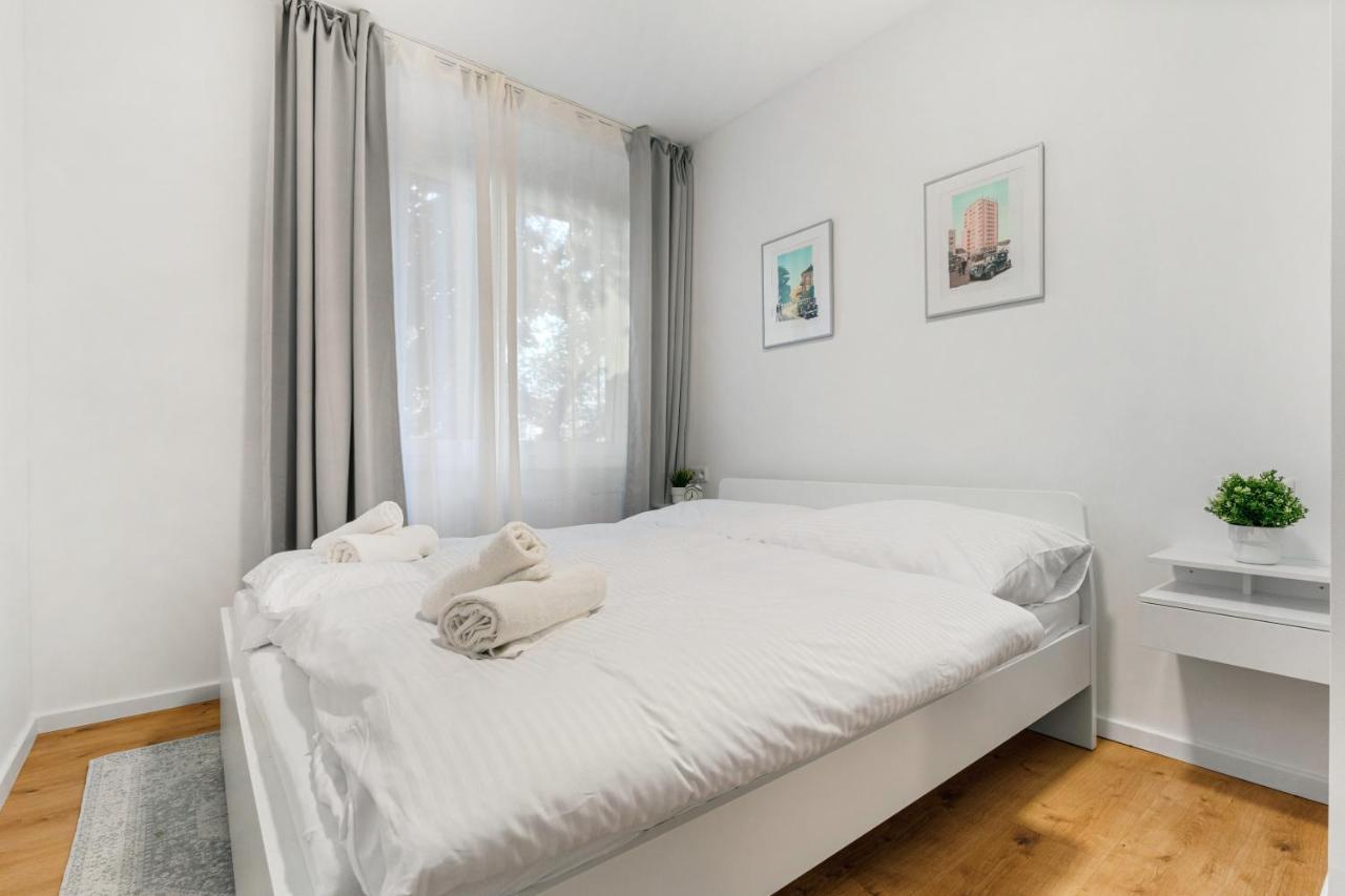 Bratislava Touch 2 Bedroom Apt Εξωτερικό φωτογραφία