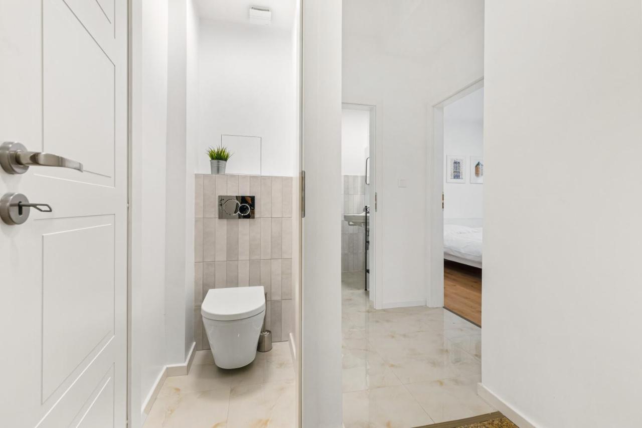 Bratislava Touch 2 Bedroom Apt Εξωτερικό φωτογραφία
