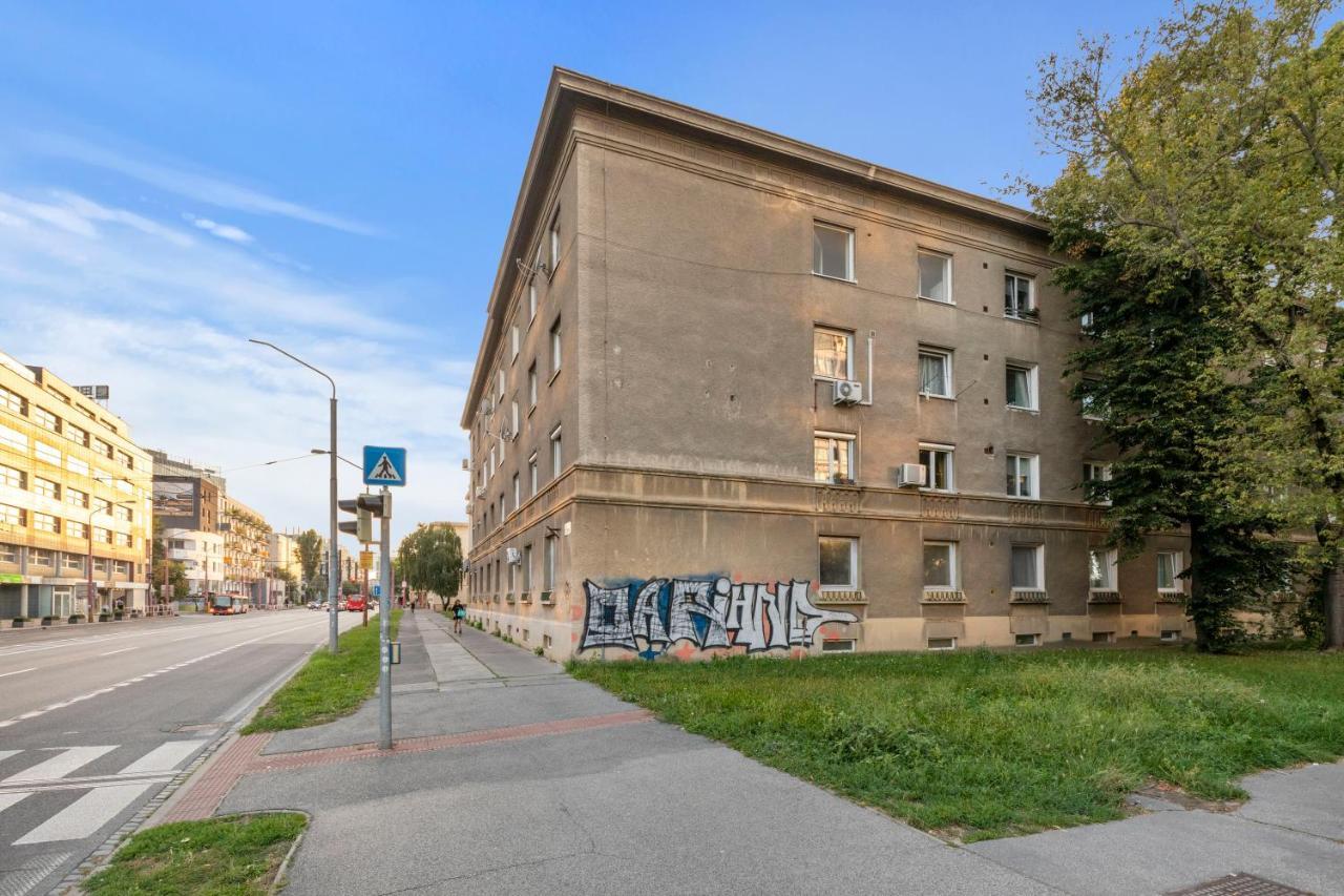 Bratislava Touch 2 Bedroom Apt Εξωτερικό φωτογραφία
